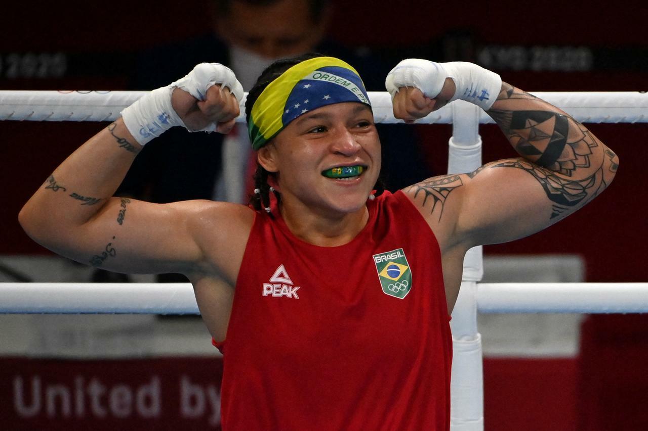 Candidata ao ouro, Beatriz Ferreira estreia com vitória fácil em Tóquio