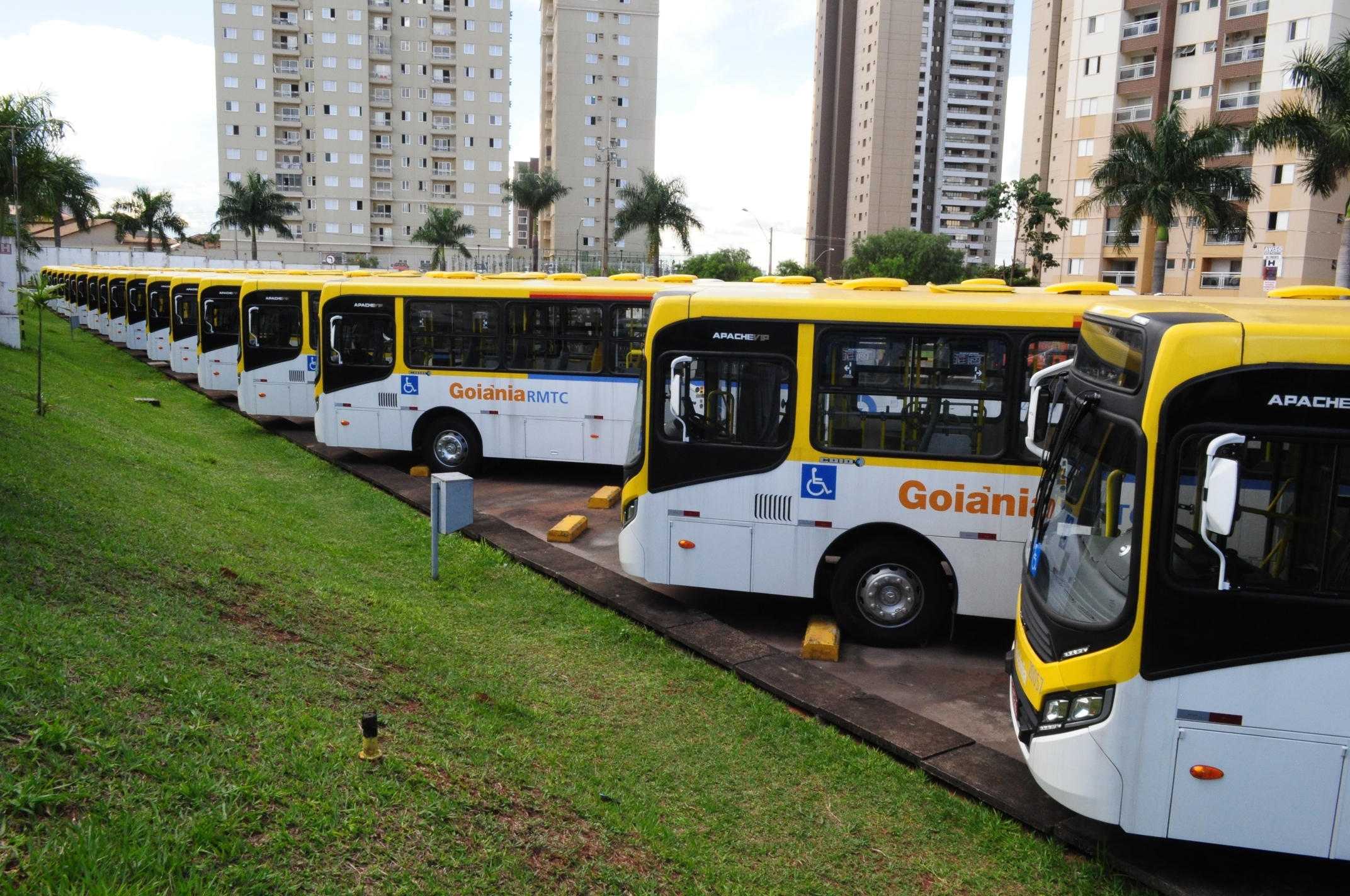 11 linhas de ônibus sofrem alterações em suas rotas