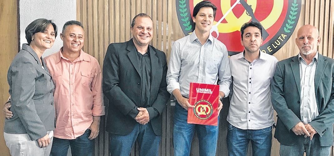 Daniel reforça compromissos com forças militares