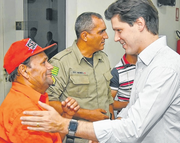 Daniel Vilela: “Um governo que terceiriza ações não consegue cuidar do seu povo”