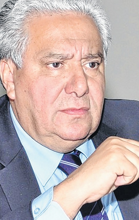 Vilmar Rocha quer discussão no PSD sobre alianças nas eleições