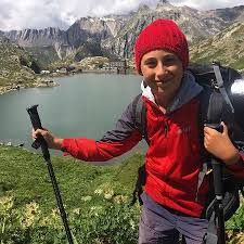 Menino de 11 anos caminha a pé da Itália a Londres