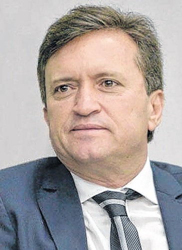Prefeito de Caldas Novas é solto do Complexo de Aparecida de Goiânia