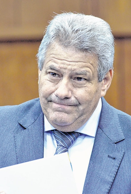 Difícil aliança do MDB e DEM no primeiro turno