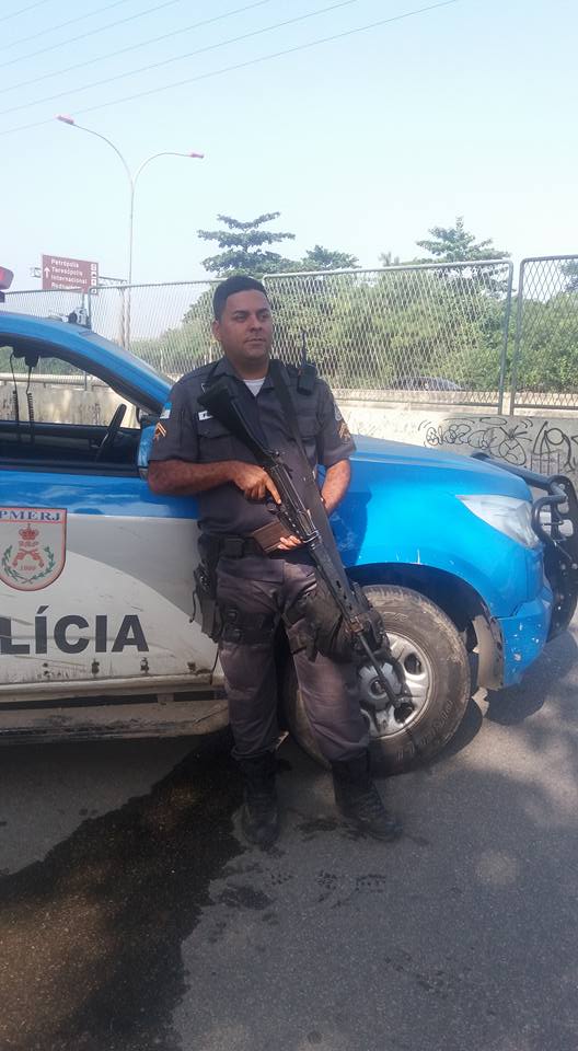 Mãe de PM assassinado por bandidos passa mal ao reconhecer corpo do filho e também morre