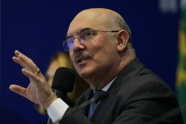 Milton Ribeiro vai se licenciar do Ministério da Educação