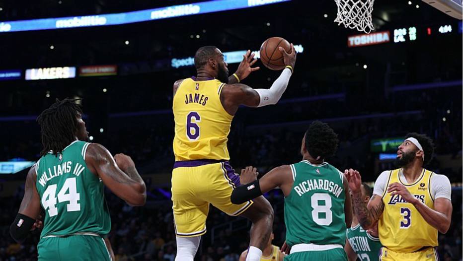 LeBron brilha e Lakers derrotam Magic; Durant marca 51 pontos em vitória dos Nets