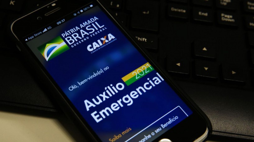 Caixa paga hoje auxílio emergencial a nascidos em abril