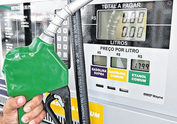 Preço internacional do petróleo fecha em alta
