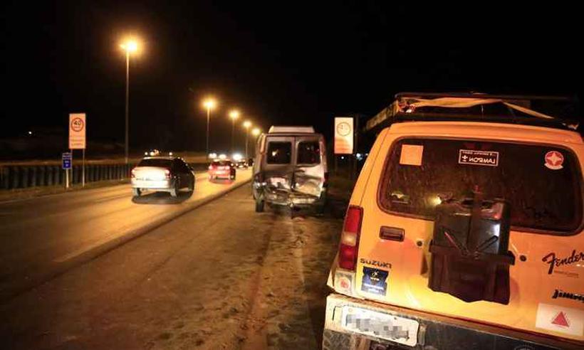 Nove pessoas ficam feridas em acidente na BR 020
