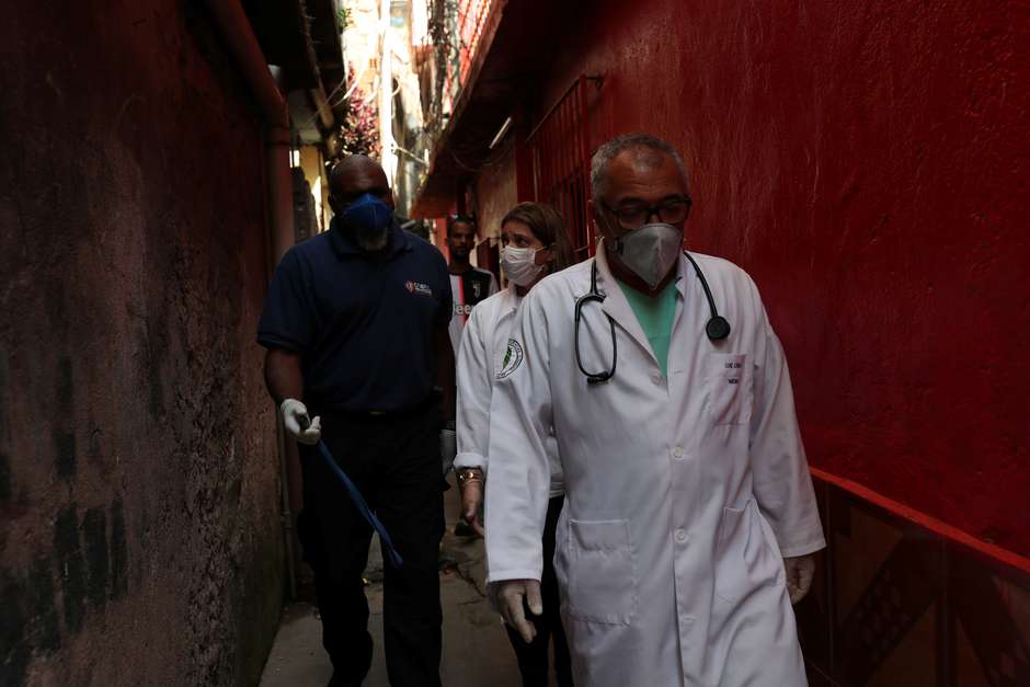 Colação de grau é antecipado para médicos e enfermeiros
