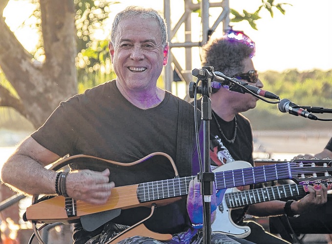Fernando Perillo e Banda Kalunga se apresentam na Feira do Cerrado