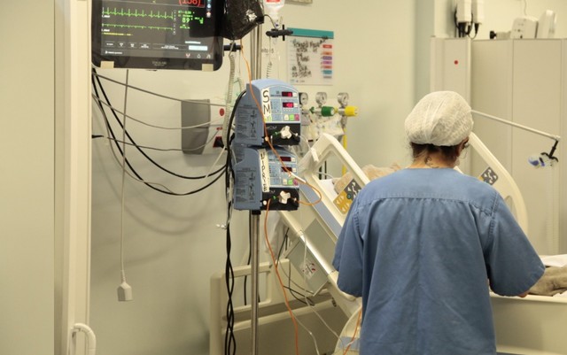 Não há UTIs disponíveis em hospitais de Goiás, afirma associação
