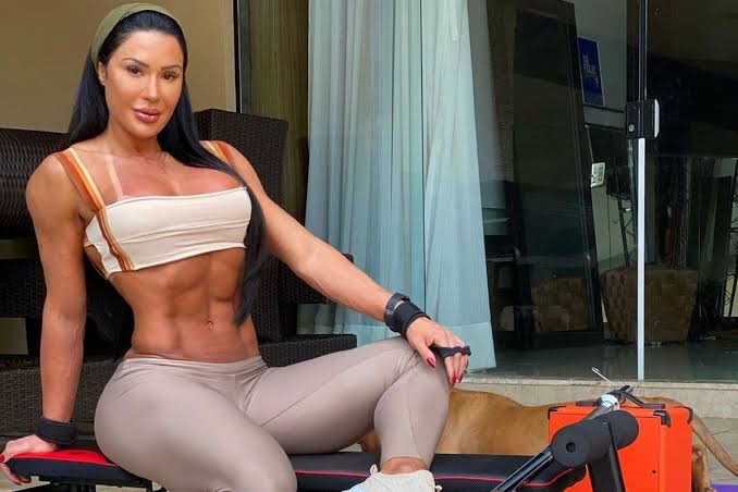 Gracyane Barbosa tem problema da coluna por malhar