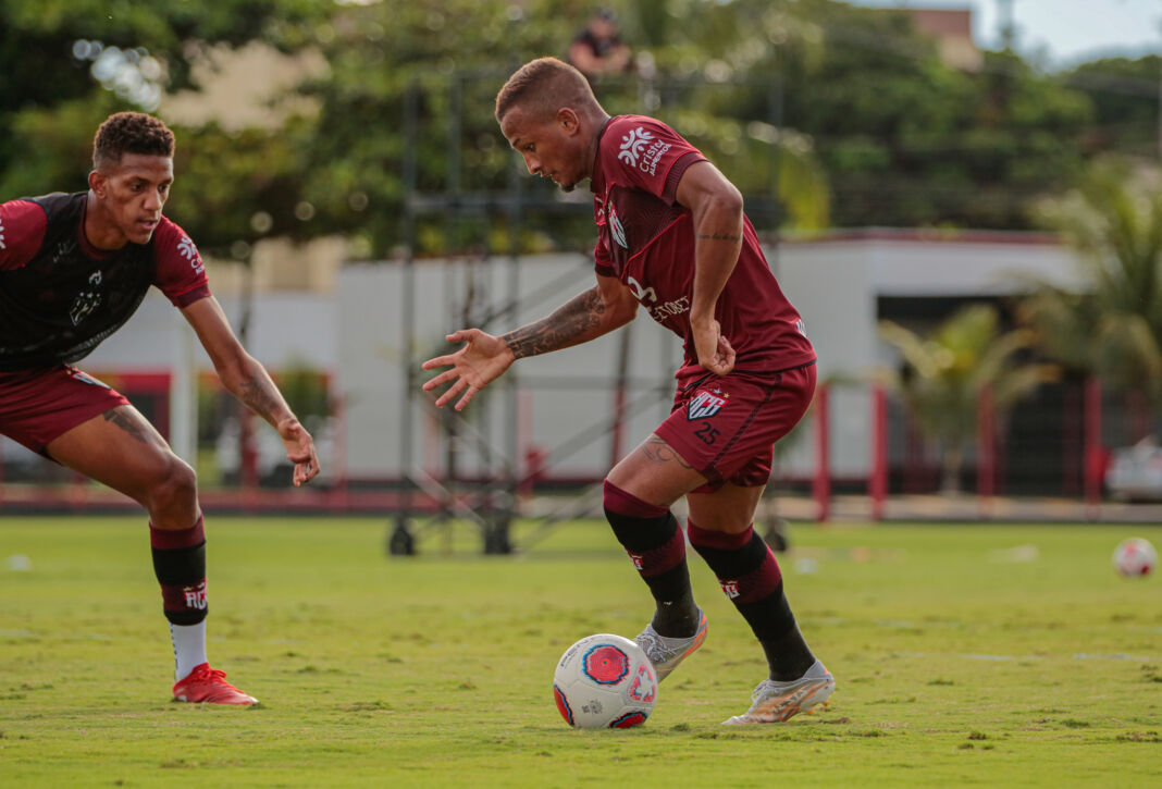 Atlético Goianiense faz últimos ajustes para duelo contra o Vila Nova