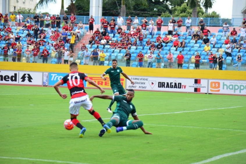 Atlético Goianiense é favorito e Goiás chega como “azarão”