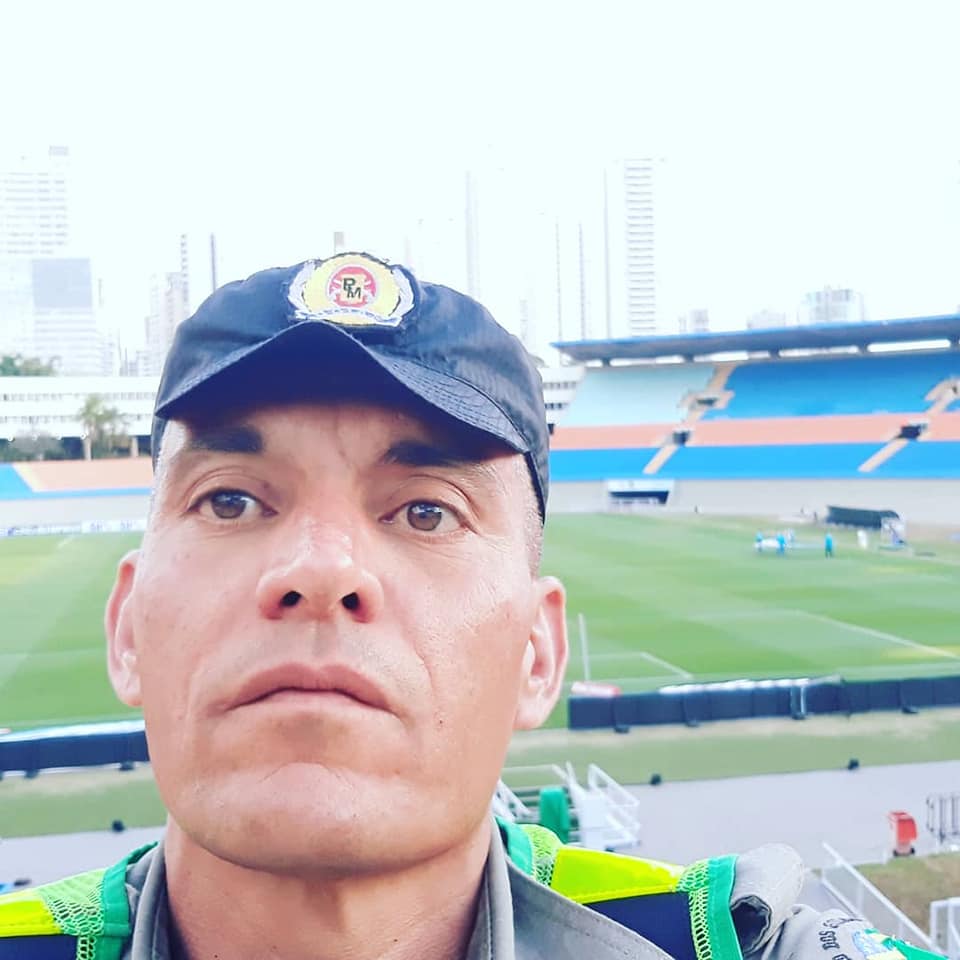 Porcentagem do orçamento de Águas Lindas destinada a saúde