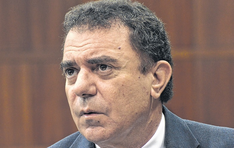 Luis Cesar critica redução de investimentos na área social