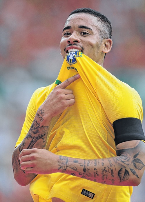 Gabriel Jesus dispensa rótulo de ídolo