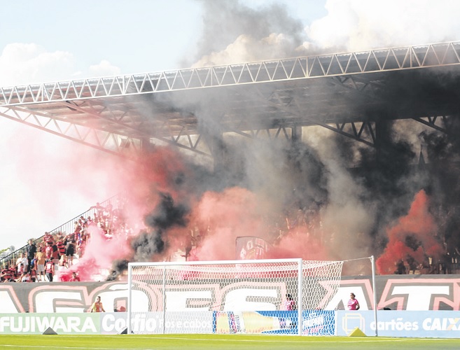 Adson espera estádio como amuleto ao acesso