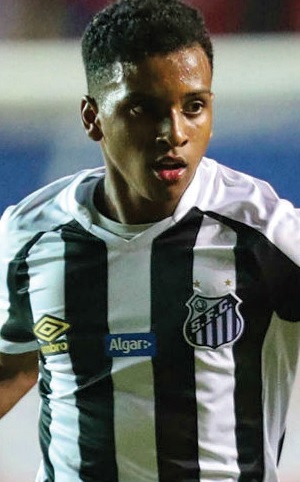 Santos recusa primeira proposta por Rodrygo