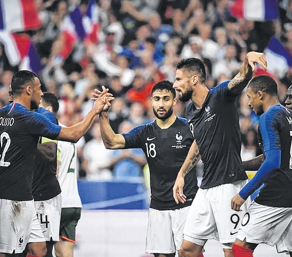 França fura retranca irlandesa e vence
