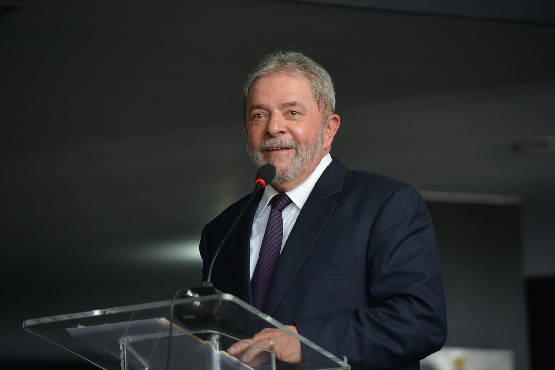 PT sugere revogar reforma trabalhista em programa de federação partidária