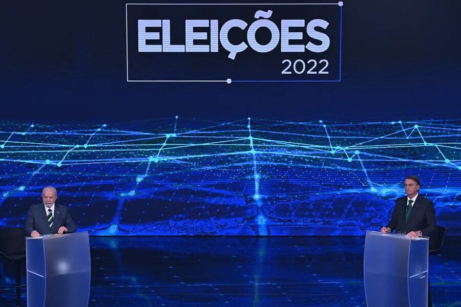 Combate à pandemia marca  debate entre Lula e Bolsonaro