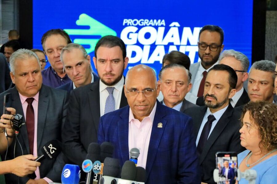 Rogério confirma “ajustes” na gestão e mudanças na equipe
