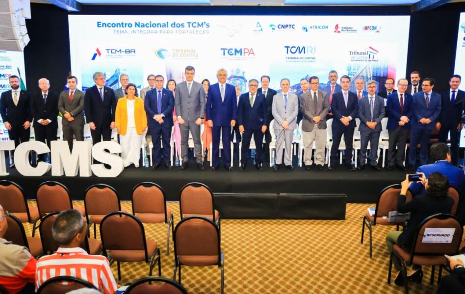 Caiado defende controle externo em Encontro Nacional de TCM´s