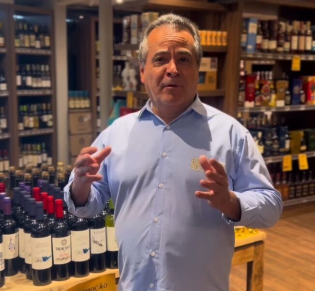Adega é investigada por crime eleitoral ao vender vinhos a R$ 22, em Goiânia