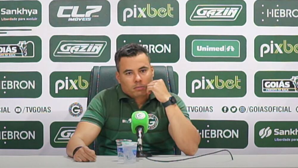 Jair Ventura lamenta empate contra o Corinthians e comenta sobre chances perdidas pelo Goiás