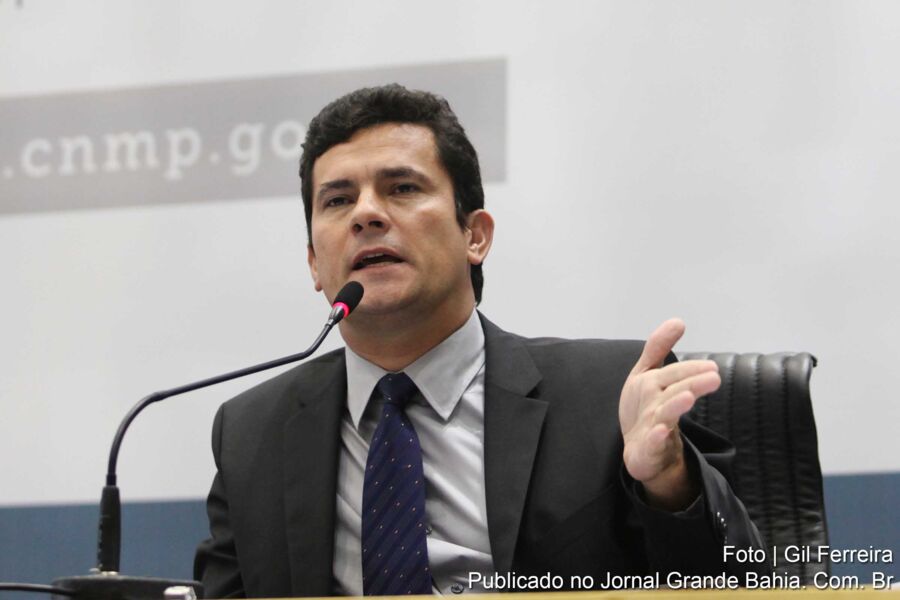 Moro acusa Paulo Martins de buscar vaga de senador no 'tapetão'