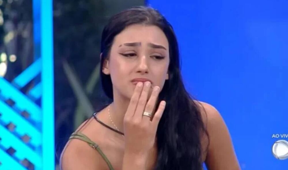 A Fazenda: Bia Miranda é humilhada pela produção e expõe: “Eu tô ouvindo, viu?”