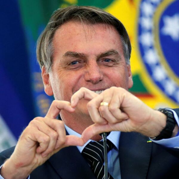 TSE abre investigação contra Bolsonaro por abuso de poder político e econômico