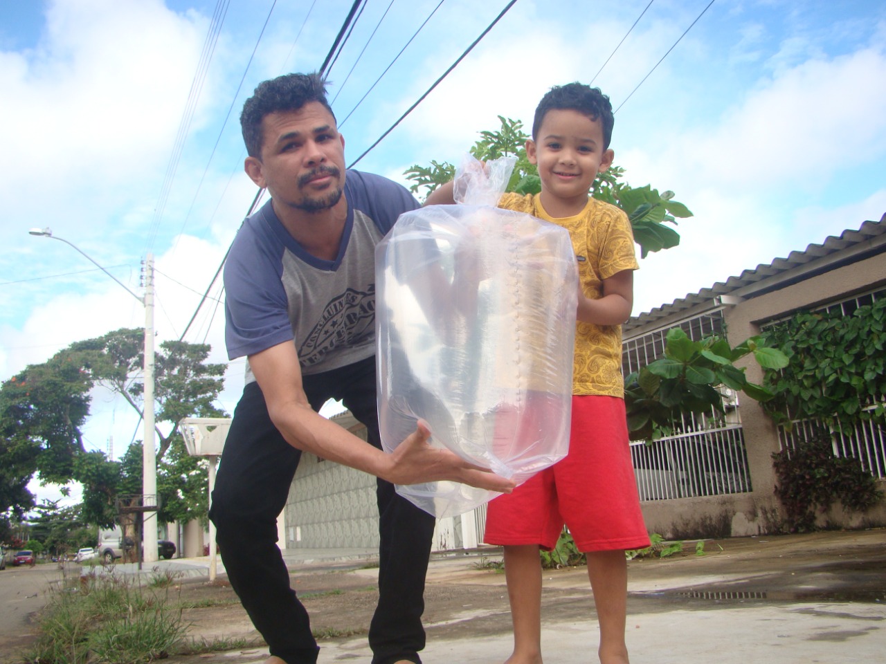 O sonho de viralizar: Ele viralizou com crítica ao presente de Natal