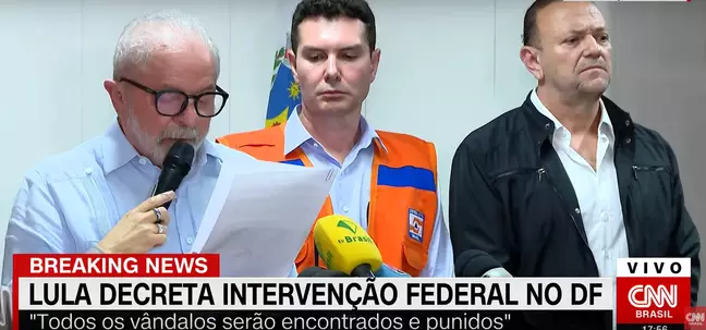 Lula decreta intervenção federal na segurança do governo do DF