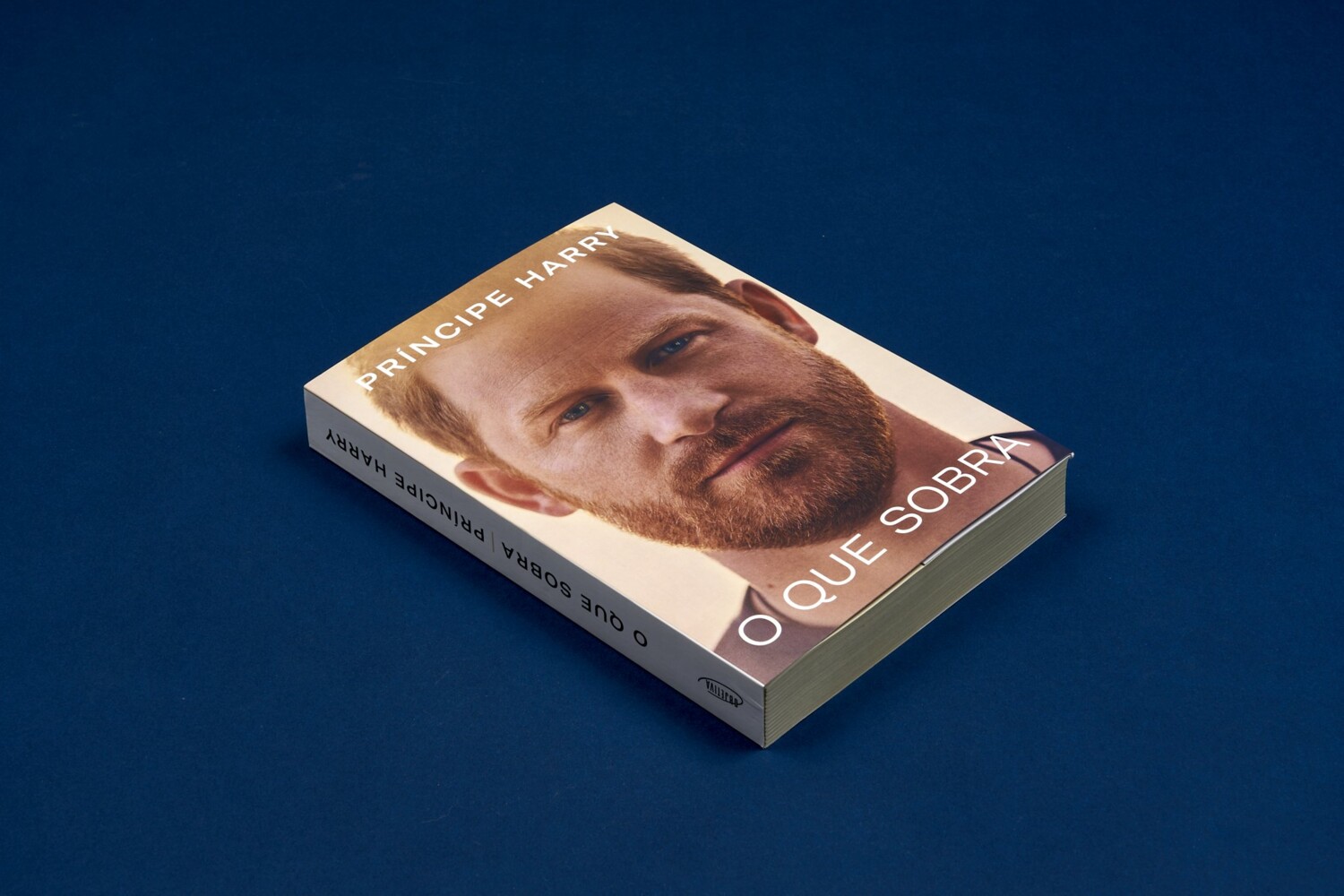 Livro de príncipe Harry bate recorde de venda