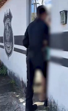 Agressor é preso por perseguição e descumprir medidas protetivas a ex
