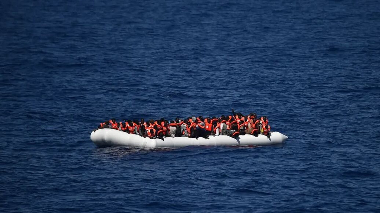 Naufrágio de barco deixa quase 30 mortos na Tunísia