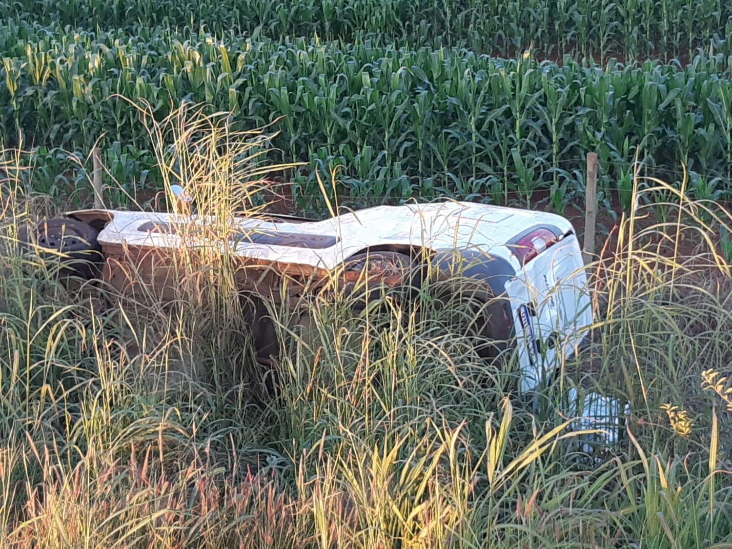 Acidente na BR-153: Veículo com material radioativo tomba em Morrinhos
