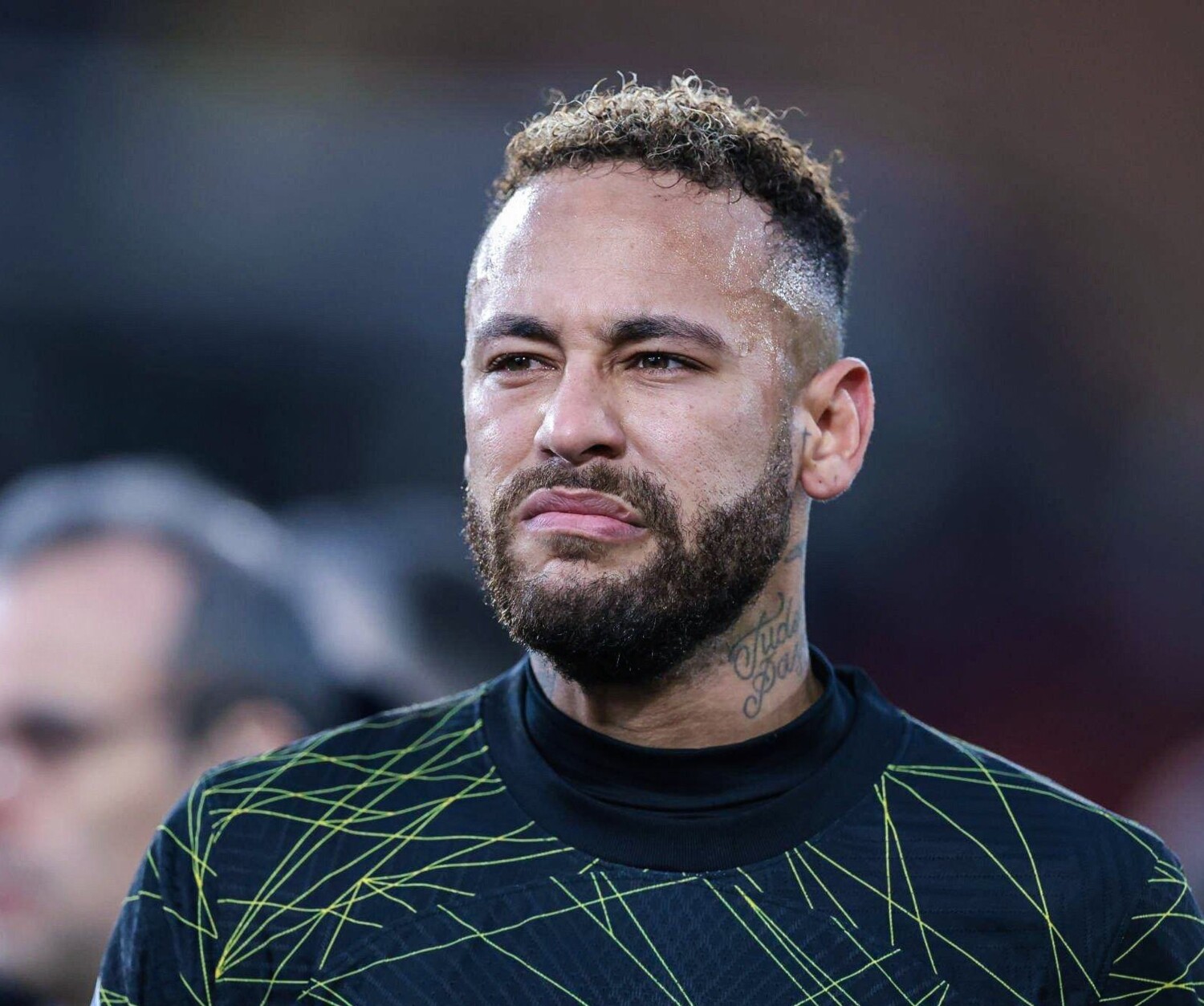 Neymar responde torcedores do PSG e clube reforça segurança na casa do jogador e no CT