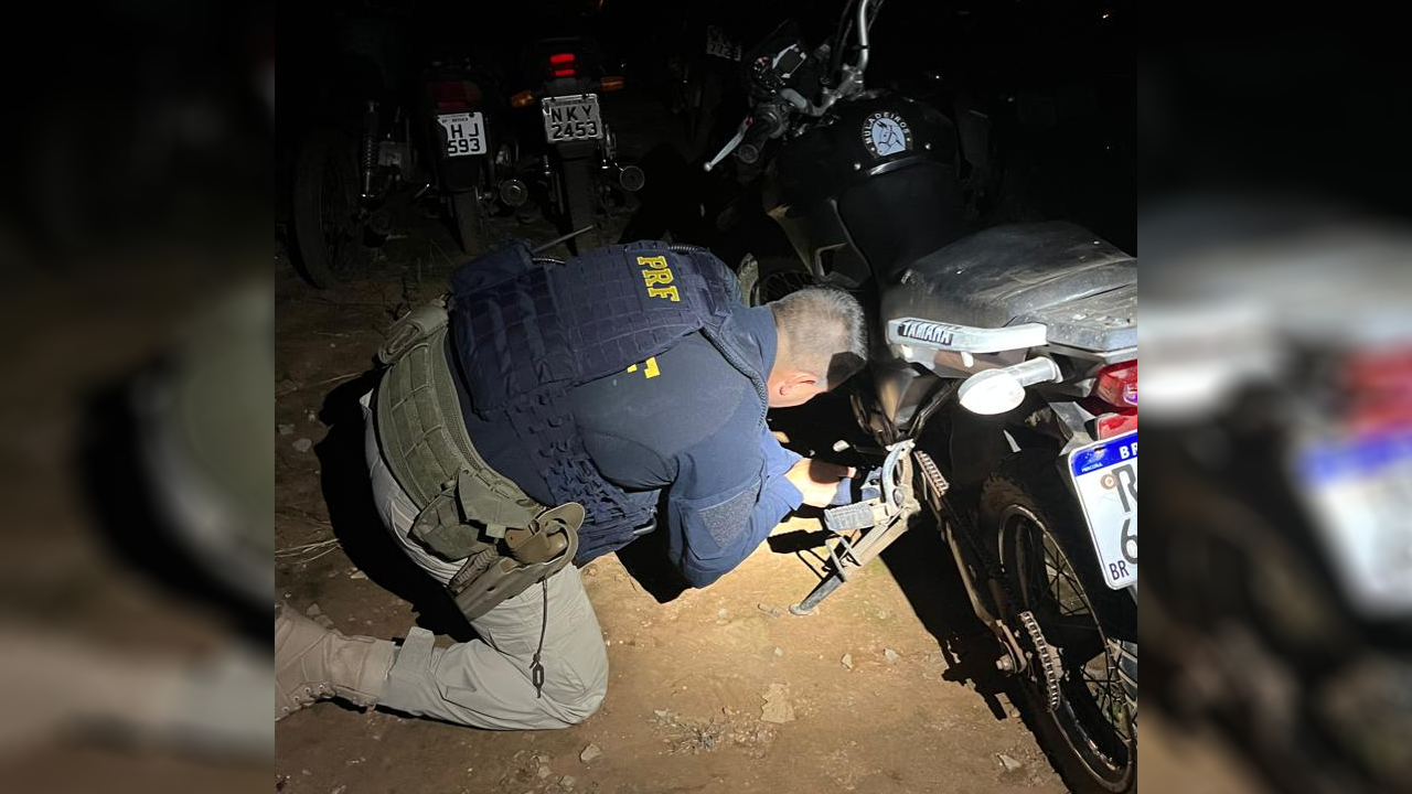 Homem é preso conduzindo motocicleta com placa adulterada