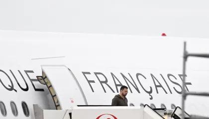 Zelensky, presidente da Ucrânia, chega ao Japão para participar da cúpula do G7