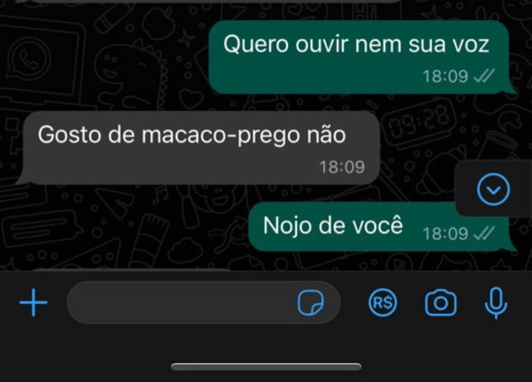 Mulher é presa suspeita de ofensas racistas: "Não gosto de senzala"