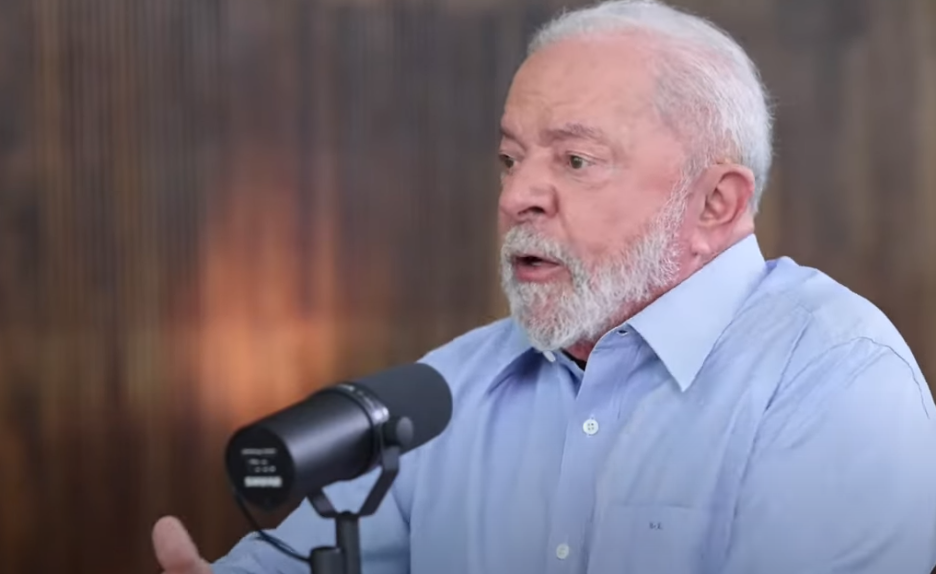 Lula fala sobre ações do governo e anuncia planos em live