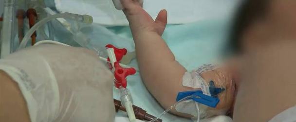 Tragédia em hospital: bebê de 2 meses morre após receber leite na veia em vez de remédio