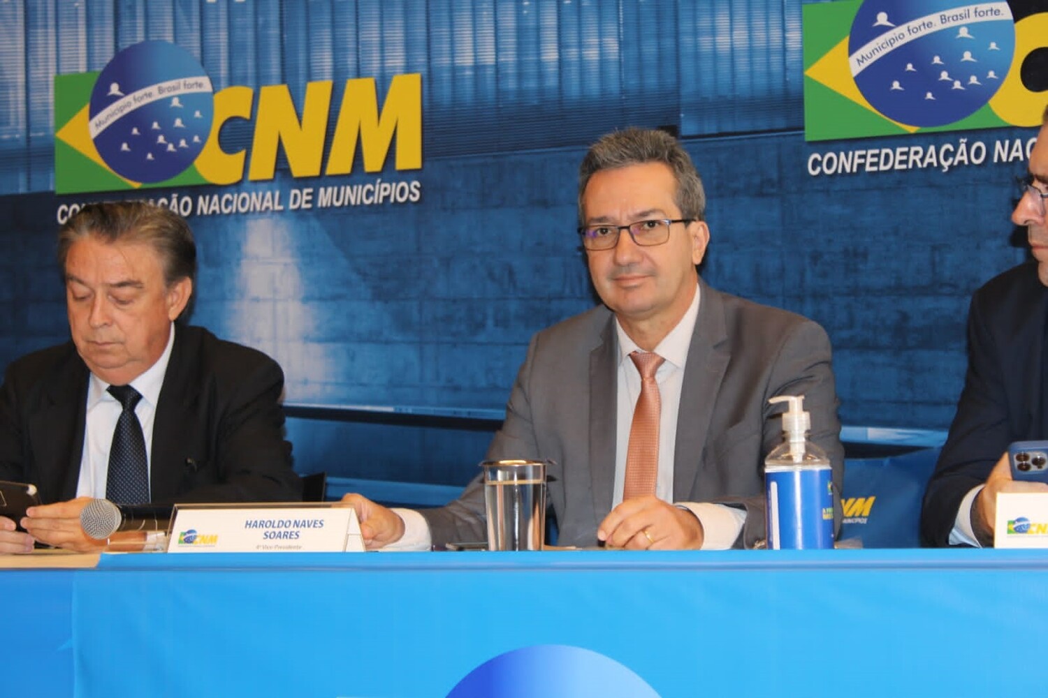 Haroldo Naves, prefeito de Campos Verdes, defende municípios