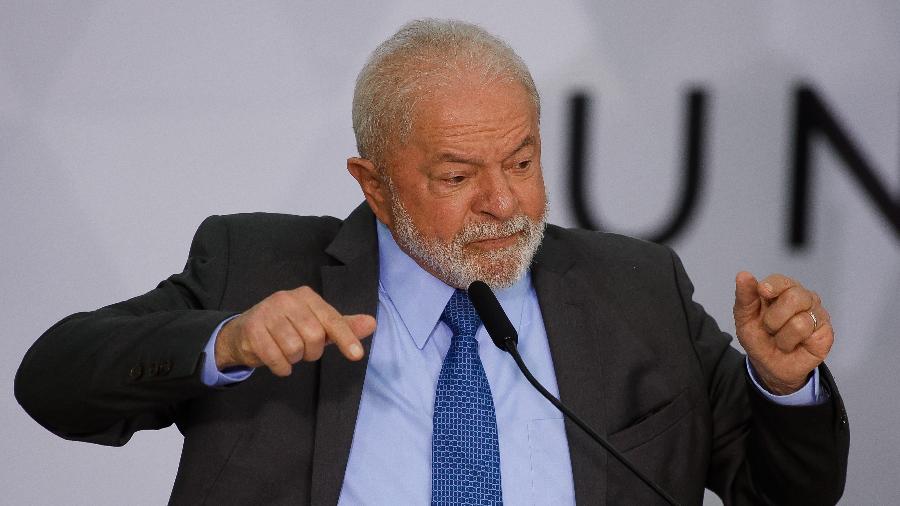 Lula libera R$ 5,3 bi em emendas Pix em meio a votação da reforma