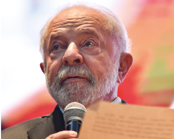 Lula vê trocas em ministérios  para formar base no Congresso